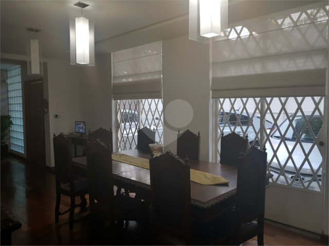 Casa à venda com 3 suítes em Campo Belo, São Paulo, SP