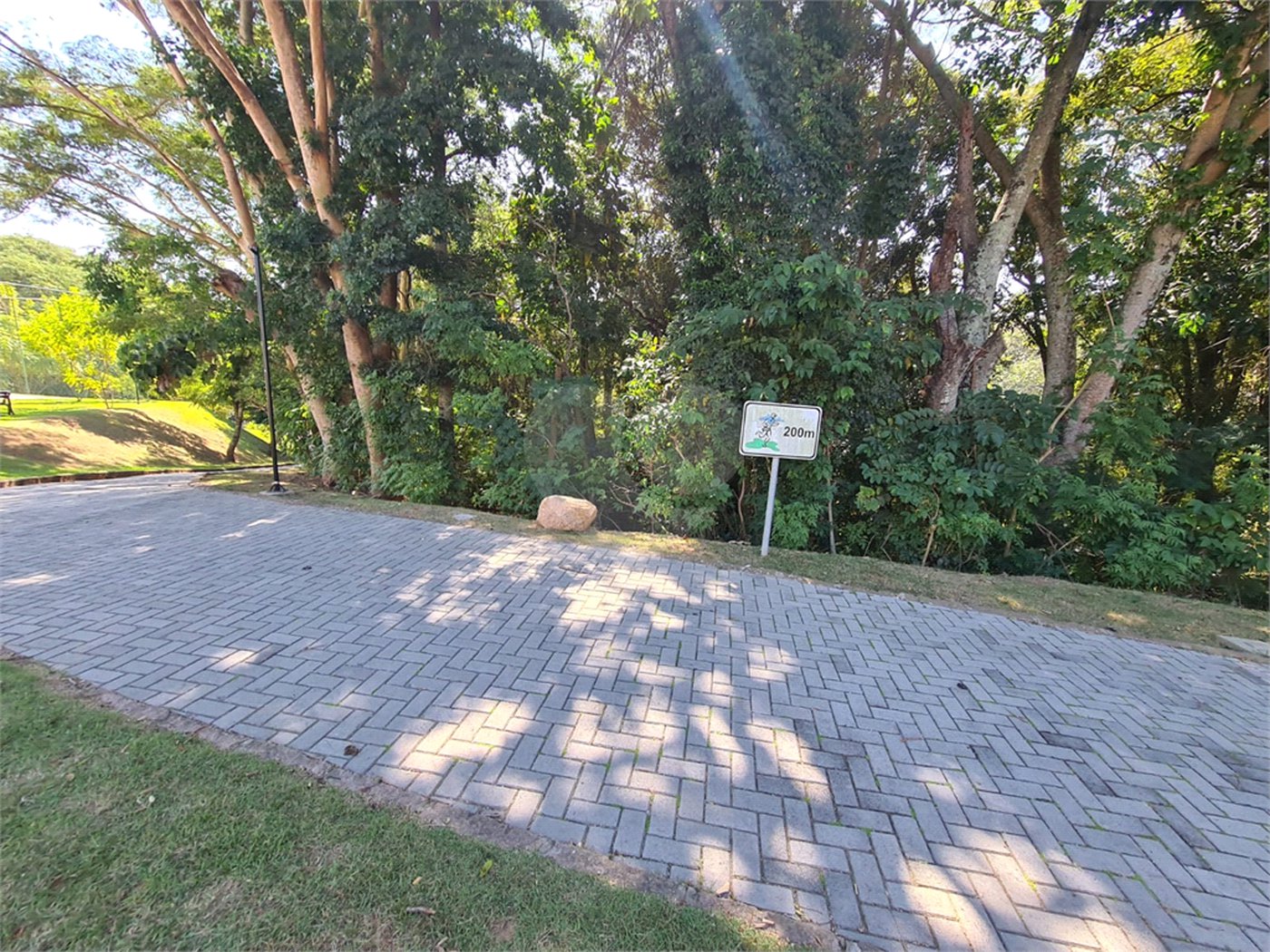 Casa à venda com 3 suítes no condomínio Terras de São Francisco, Vinhedo - SP