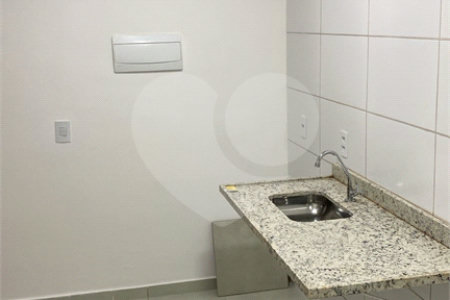 Apartamento à venda com 2 quartos, sendo 1 suíte,  em Jardim dos Manacás, Araraquara, SP