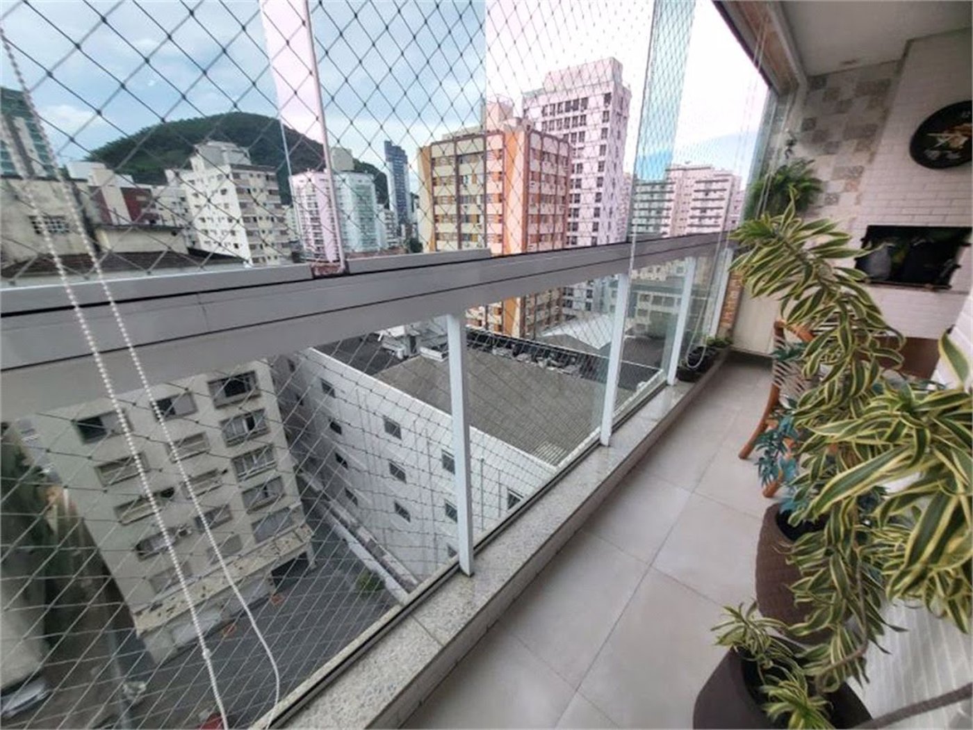Apartamento Residencial à venda, Itararé, São Vicente - AP1404.