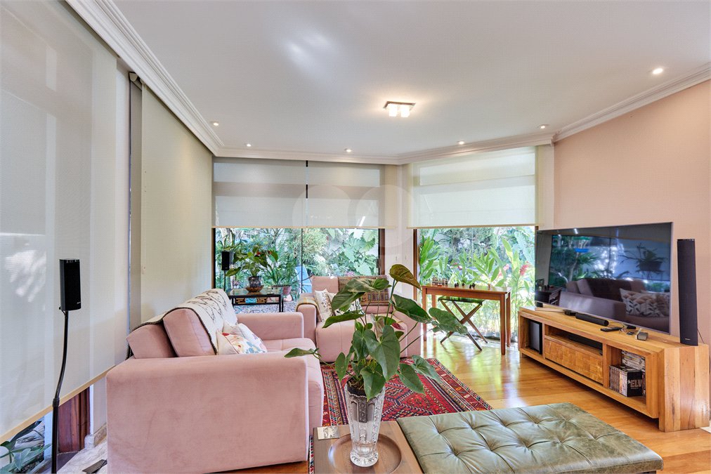 Casa à venda com 4 suítes no condomínio Fontana Verde, São Paulo - SP
