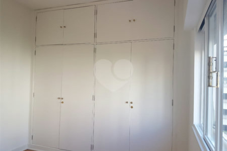 Apartamento à venda com 3 quartos, sendo 1 suíte, em Jardim Paulista, São Paulo, SP