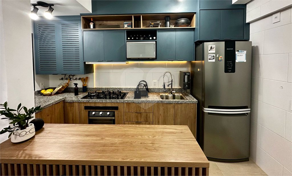 Apartamento à venda com 2 quartos, sendo 1 suíte,  no Centro, Mogi das Cruzes, SP