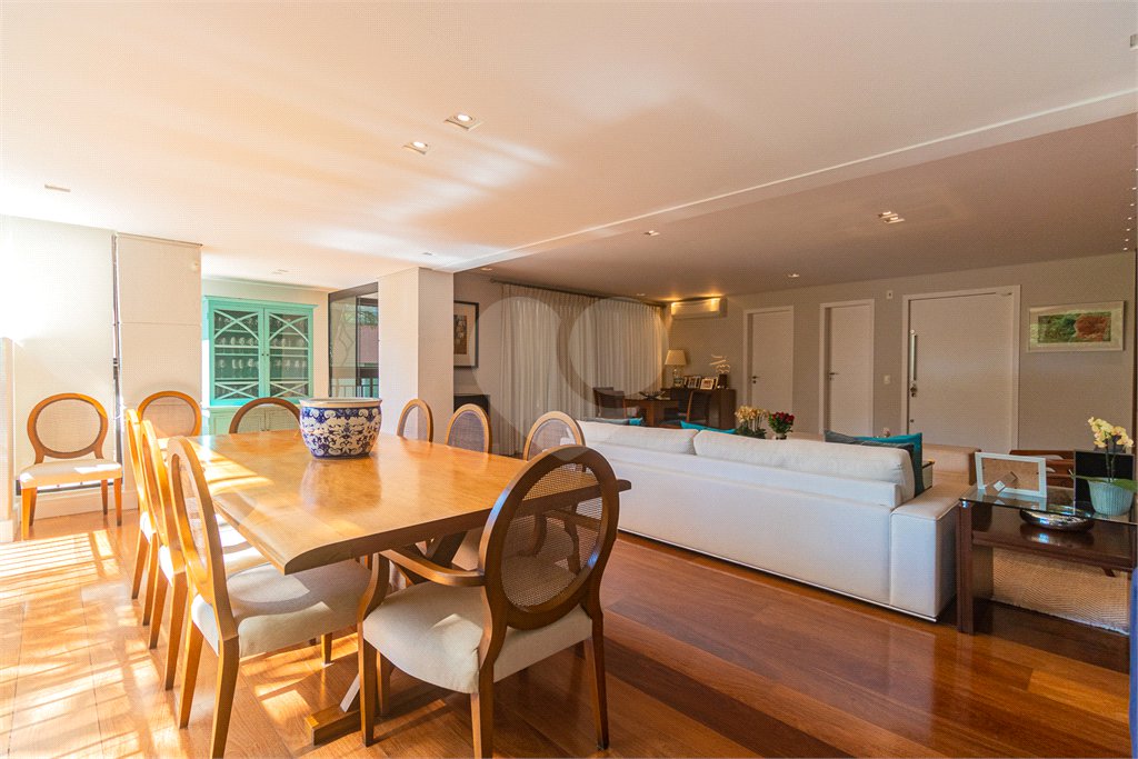 Apartamento à venda com 3 suítes em Alto da Boa Vista, São Paulo, SP