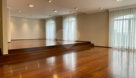 Apartamento à venda com 4 quartos, sendo 2 suítes,  em Vila Andrade, São Paulo, SP
