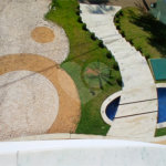 Casa à venda com 3 suítes no condomínio Figueira Garden, Atibaia - SP