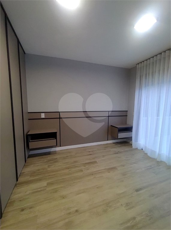 Casa à venda com 3 suítes no condomínio La Reserva Residencial, Atibaia - SP