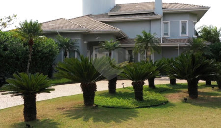 Casa à venda com 5 suítes no condomínio Moradas São Luiz, Salto - SP