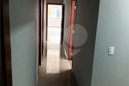 Casa à venda com 3 quartos, sendo 1 suíte,  no condomínio Residencial Eldorado, São Carlos - SP