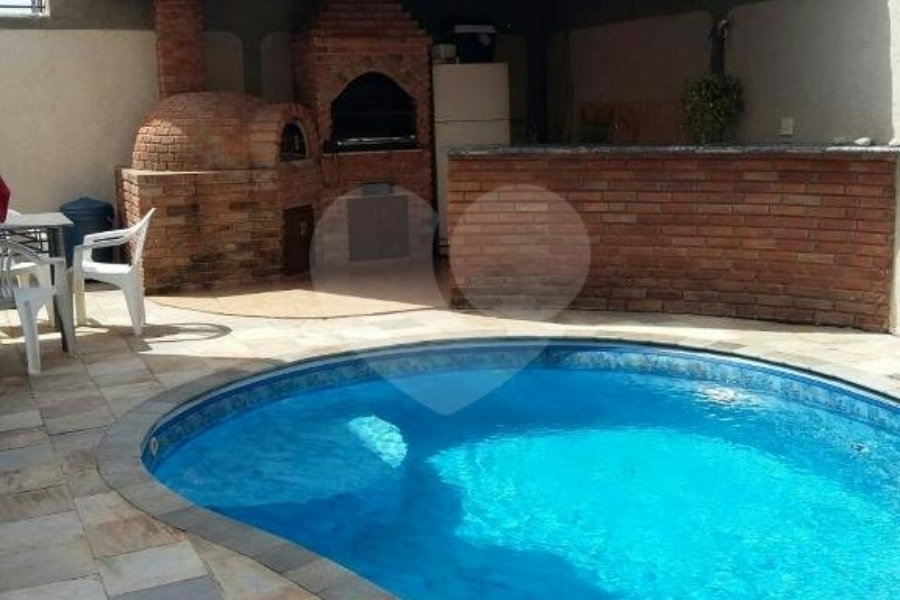 Sobrado à venda com 4 quartos, sendo 2 suítes, em Tremembé, São Paulo, SP