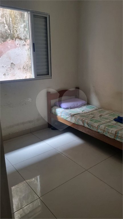 Sobrado à venda com 4 quartos, sendo 2 suítes,  em Conjunto Residencial Álvaro Bovolenta, Mogi das Cruzes, SP