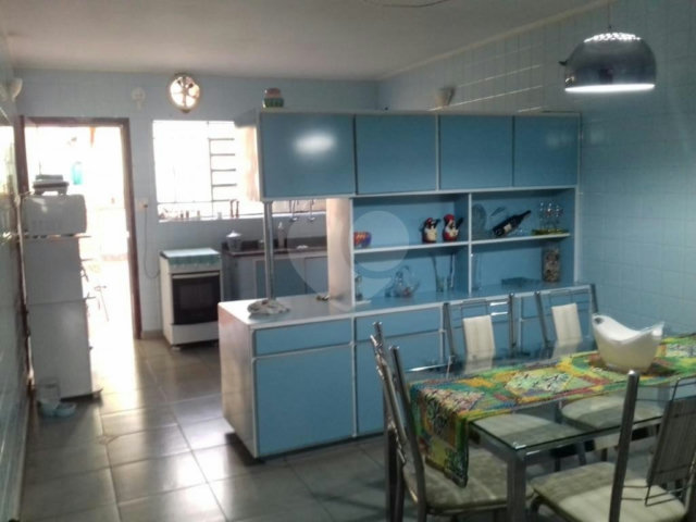 Sobrado à venda com 3 quartos em Vila Guilherme, São Paulo, SP