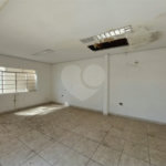 Casa Comercial com 4 salões à venda - Centro | Atibaia