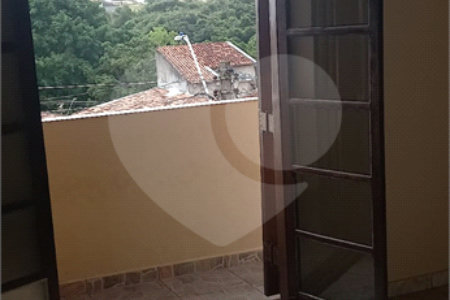 Casa à venda com 3 quartos, sendo 1 suíte, em Bosque dos Eucaliptos, São José dos Campos, SP