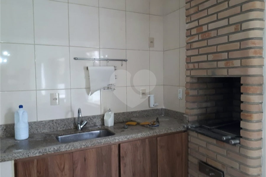 Sobrado à venda com 5 quartos, sendo 3 suítes, em Tremembé, São Paulo, SP