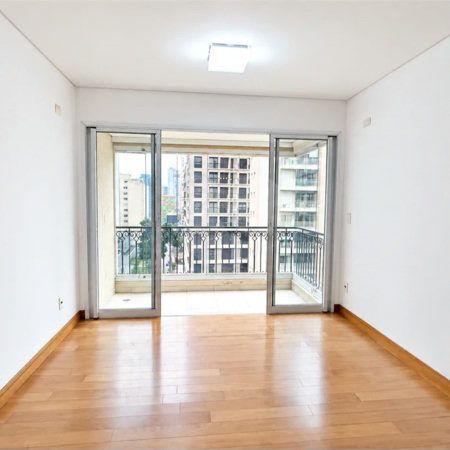 Apartamento à venda com 3 quartos, sendo 1 suíte, em Jardim das Acácias, São Paulo, SP
