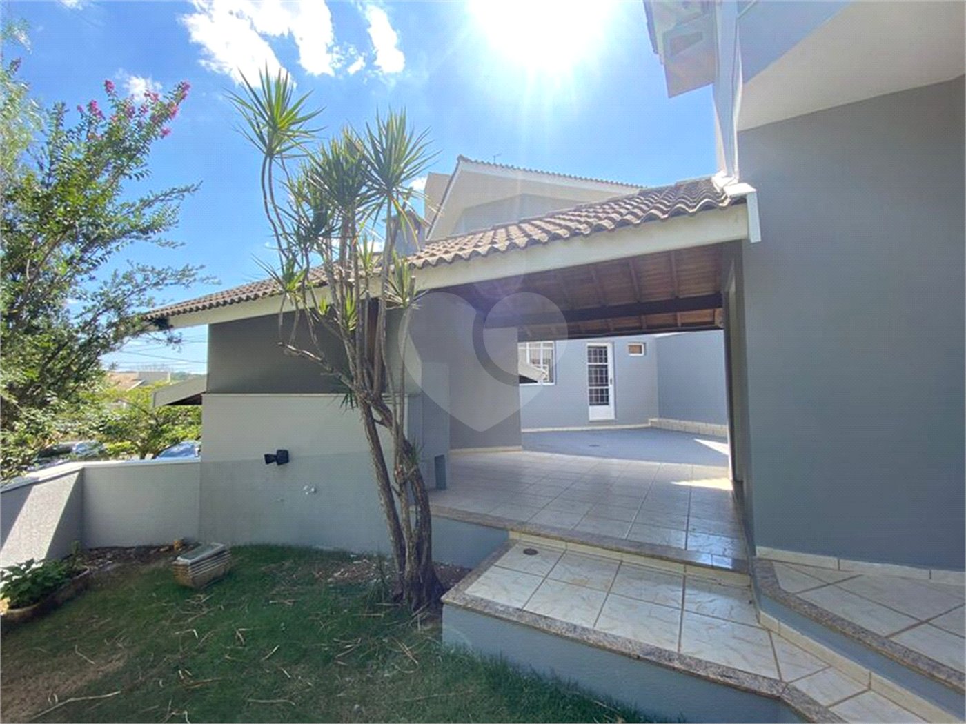 Casa à venda ou para alugar com 6 quartos, sendo 3 suítes,  no condomínio Portal de Itaici, Indaiatuba - SP