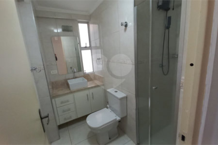 Apartamento à venda com 3 quartos em Jardim Londrina, São Paulo, SP