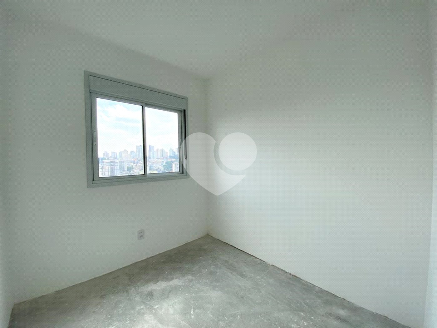 Apartamento à venda com 3 quartos, sendo 1 suíte,  em Parada Inglesa, São Paulo, SP