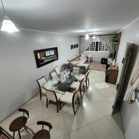 Sobrado à venda com 3 quartos, sendo 1 suíte,  em Jardim Ana Maria, São Paulo, SP
