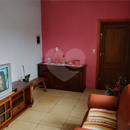 Casa à venda com 3 quartos, sendo 1 suíte, em Vila Santa Helena, Atibaia, SP