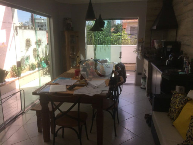 Casa à venda com 4 quartos, sendo 3 suítes,  em Santana, São Paulo, SP