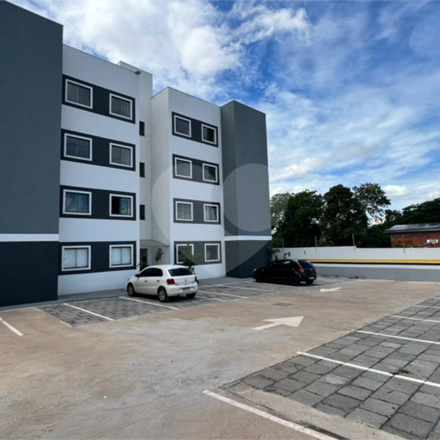 Apartamento à venda com 2 quartos em Alvorada, Cuiabá, MT