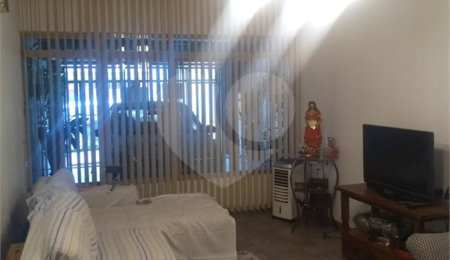 Casa à venda com 4 quartos, sendo 2 suítes,  em Freguesia do Ó, São Paulo, SP