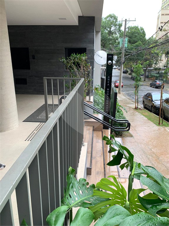 Apartamento à venda ou para alugar com 1 suíte em Cerqueira César, São Paulo, SP