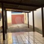 Casa à venda com 3 quartos, sendo 1 suíte,  no Centro, Salto, SP