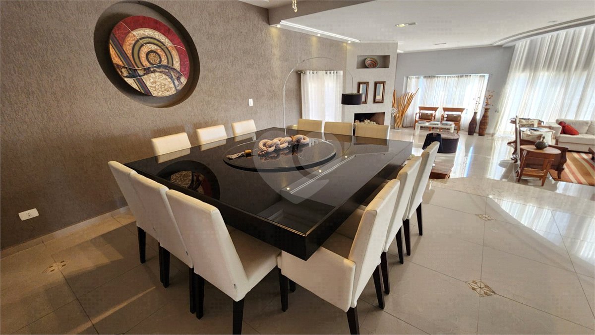Casa à venda ou para alugar com 5 suítes no condomínio Residencial Jardim Primavera, Louveira - SP
