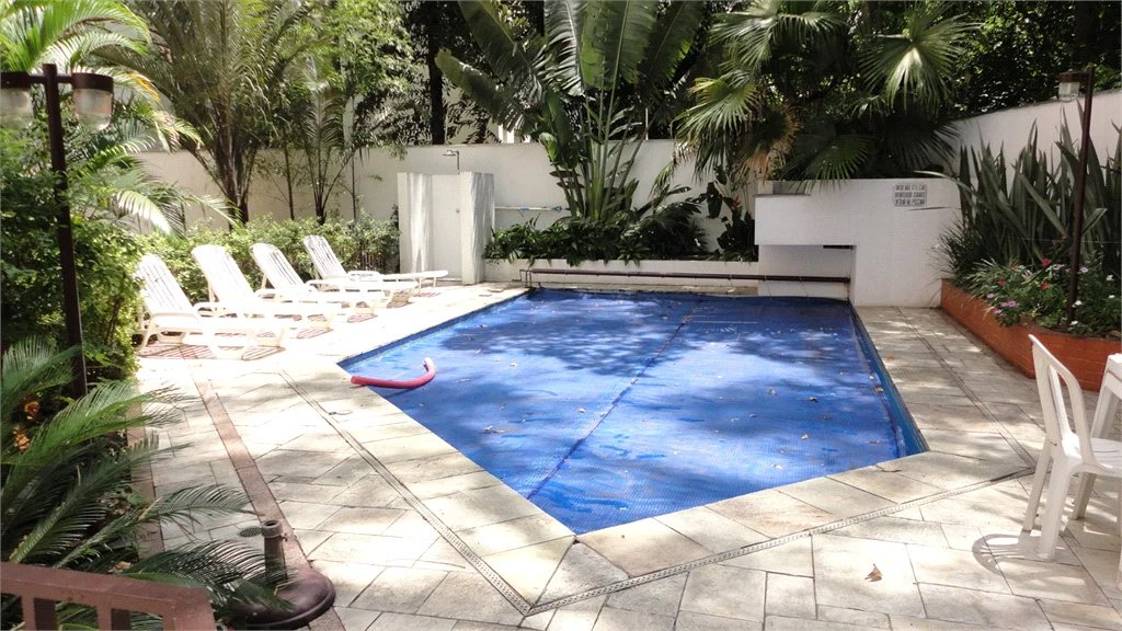 Apartamento à venda com 3 quartos, sendo 1 suíte, em Vila Andrade, São Paulo, SP