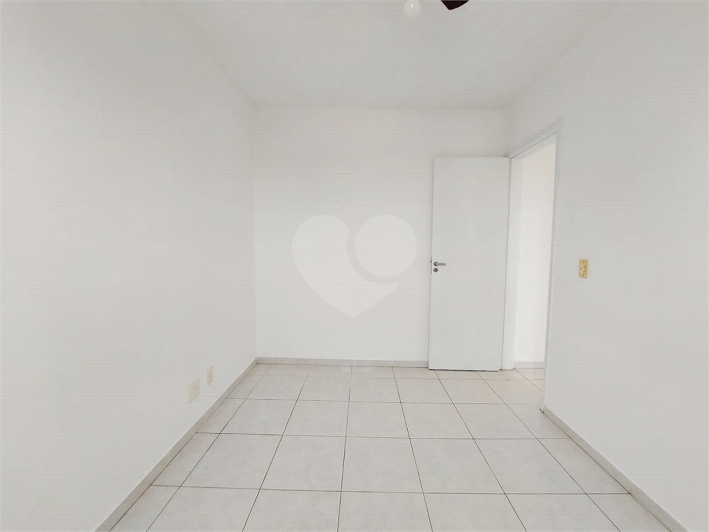 Apartamento à venda ou para alugar com 2 quartos em Vila Anastácio, São Paulo, SP