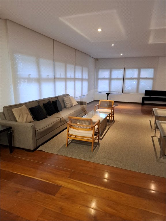 Apartamento à venda com 4 quartos, sendo 2 suítes,  em Brooklin Paulista, São Paulo, SP