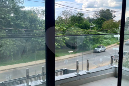 Sobrado à venda com 3 suítes em Jardim dos Pinheiros, Atibaia, SP