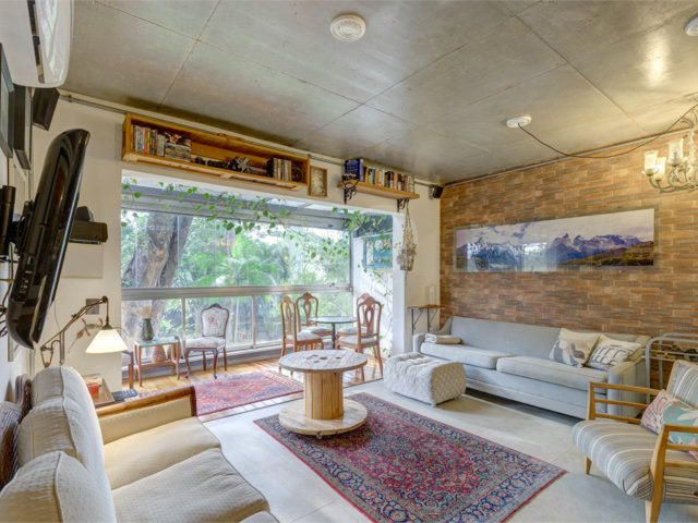 Apartamento à venda ou para alugar com 2 quartos, sendo 1 suíte,  em Alto da Boa Vista, São Paulo, SP
