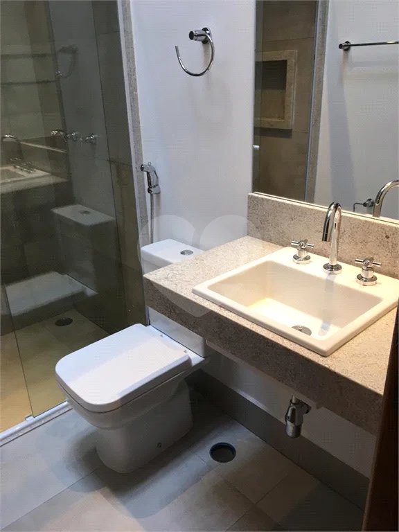 Casa, 3 dormitórios, 1 suíte, 2 vagas, para locação em Água Fria, em São Paulo
