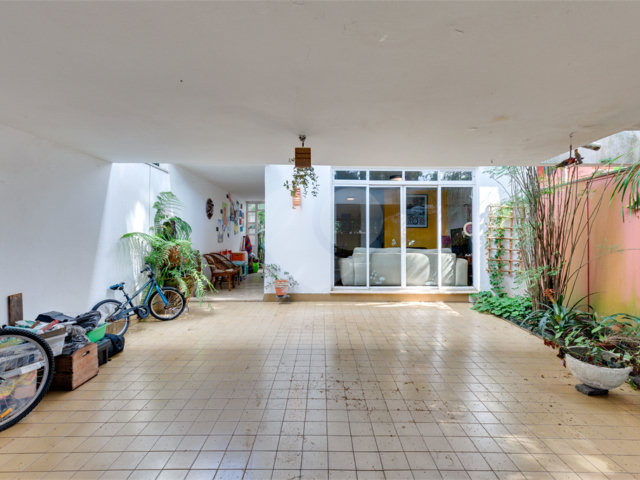 Casa de Vila à venda com 3 quartos, sendo 1 suíte,  em Alto da Boa Vista, São Paulo, SP