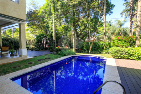 Casa à venda com 4 suítes no condomínio L`exclusive, São Paulo - SP