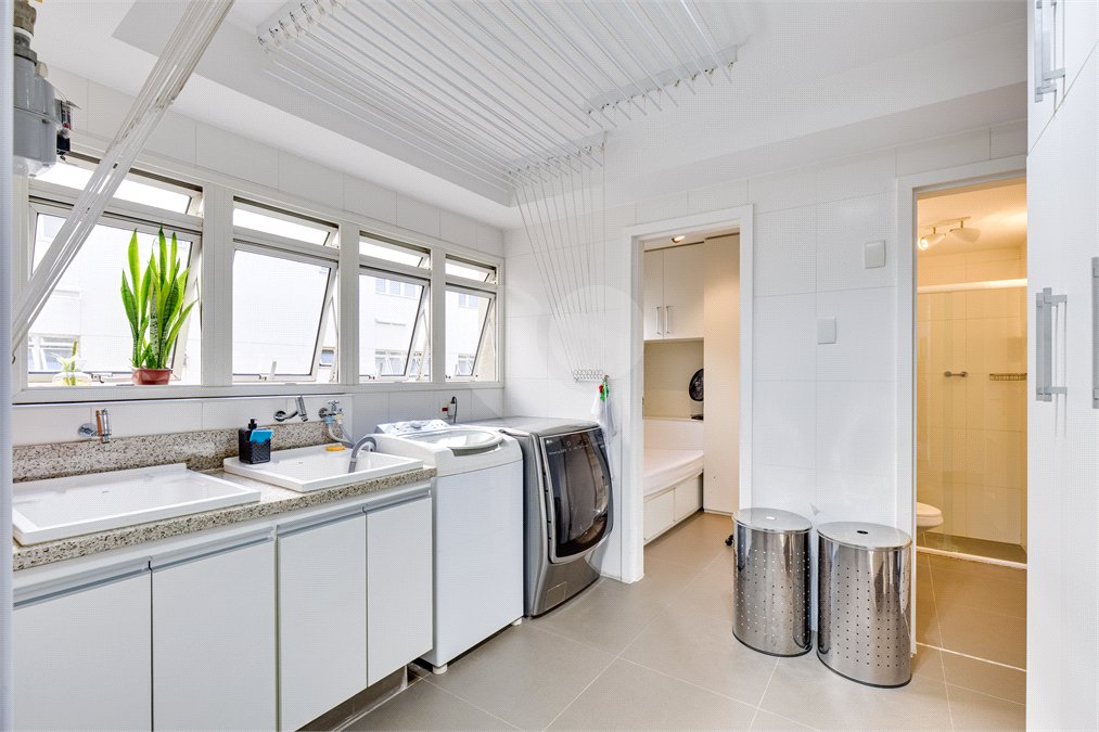 Apartamento à venda ou para alugar com 4 suítes em Alto da Boa Vista, São Paulo, SP
