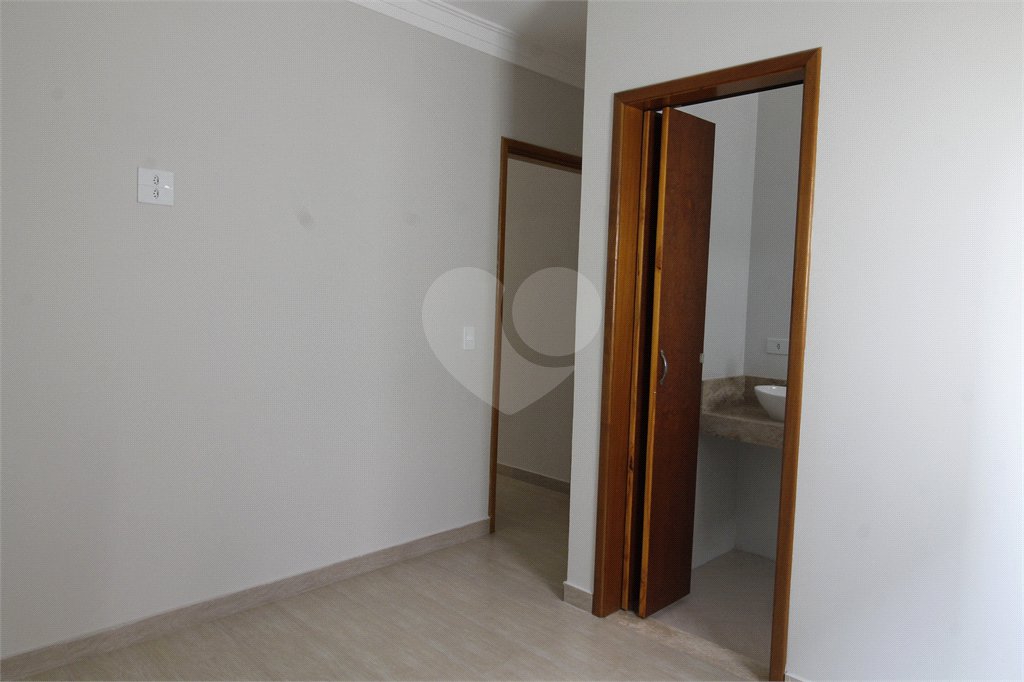Sobrado à venda com 4 quartos, sendo 2 suítes, em Vila Pereira Barreto, São Paulo, SP