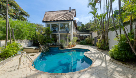 Casa à venda com 3 quartos, sendo 1 suíte,  em Brooklin, São Paulo, SP