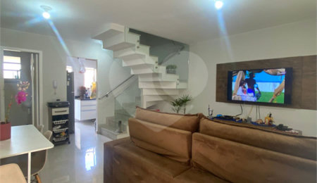 Casa à venda com 2 suítes no condomínio Villagio Di Ravenna, Mogi das Cruzes - SP