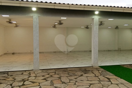 Salão Comercial à venda em Santíssimo, Rio de Janeiro, RJ
