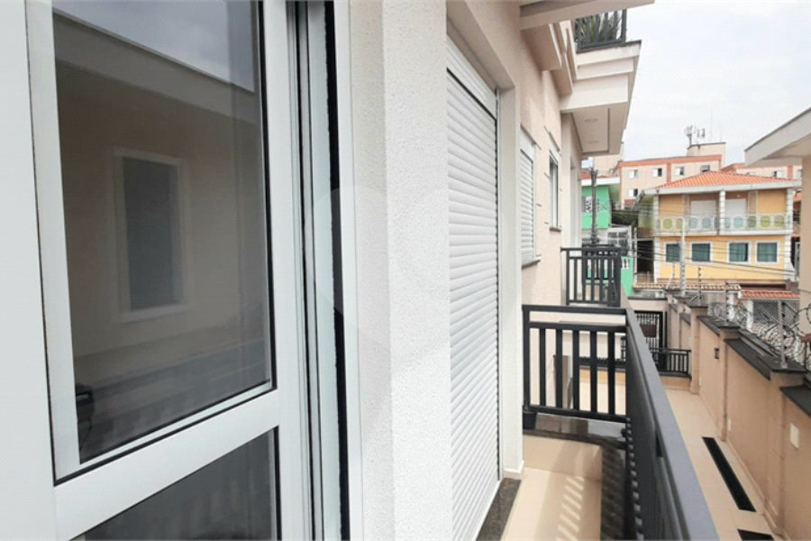 Casa à venda com 3 quartos, sendo 1 suíte, no condomínio Residencial Gran Veiga, São Paulo - SP