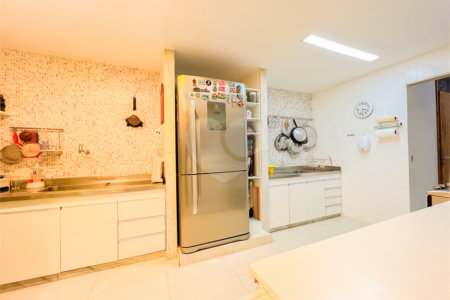 Apartamento à venda com 4 quartos, sendo 1 suíte, em Copacabana, Rio de Janeiro, RJ