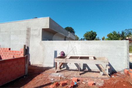 Casa à venda com 2 quartos em Vila Progresso, Itapetininga, SP