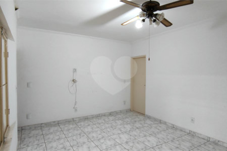 Casa à venda com 3 quartos, sendo 1 suíte, no Centro, Itu, SP