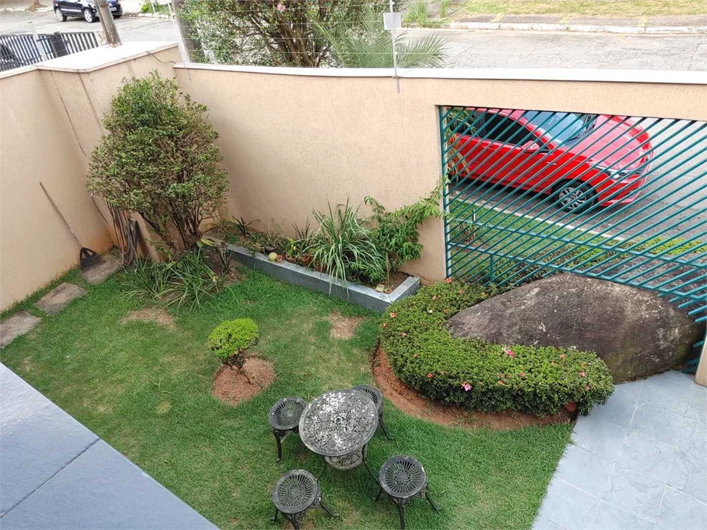 Casa à venda com 4 quartos, sendo 2 suítes, em Parque dos Príncipes, São Paulo, SP