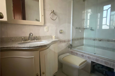 Casa à venda com 3 quartos, sendo 4 suítes,  no condomínio Estância Marambaia, Vinhedo - SP